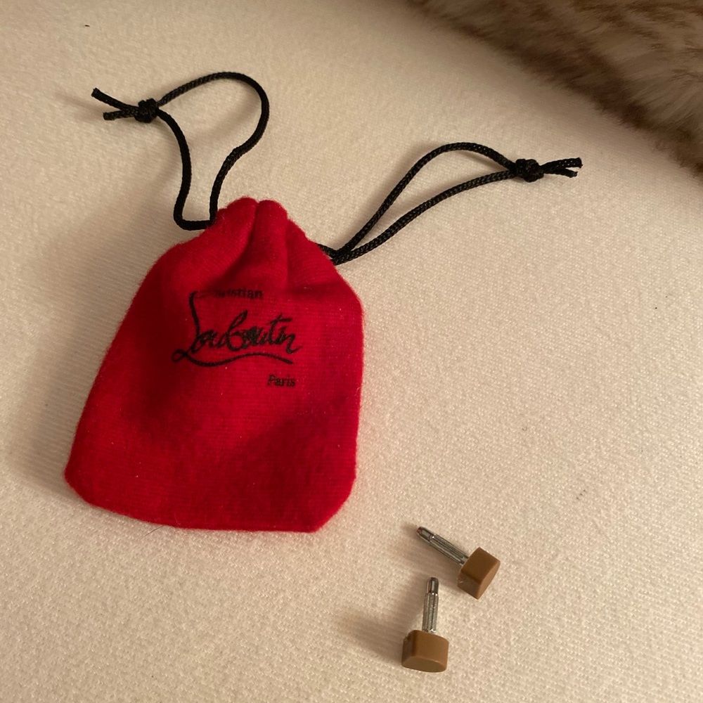 Christian Louboutin (heel taps) nude with pouch